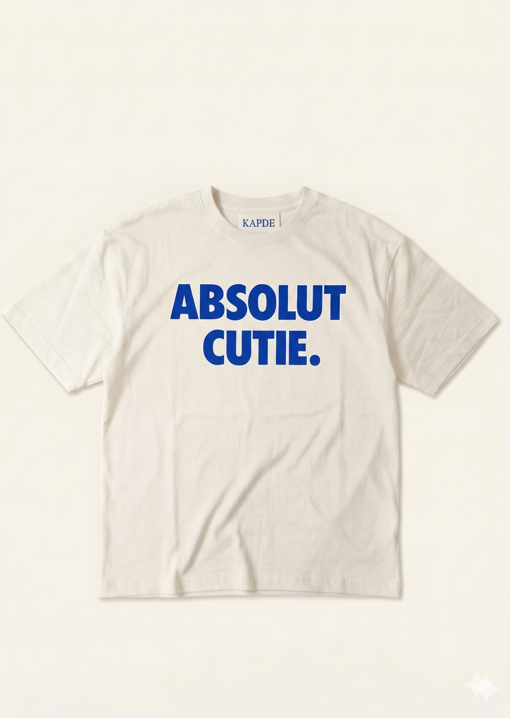 ABSOLUT CUTIE. OVERSIZED TEE
