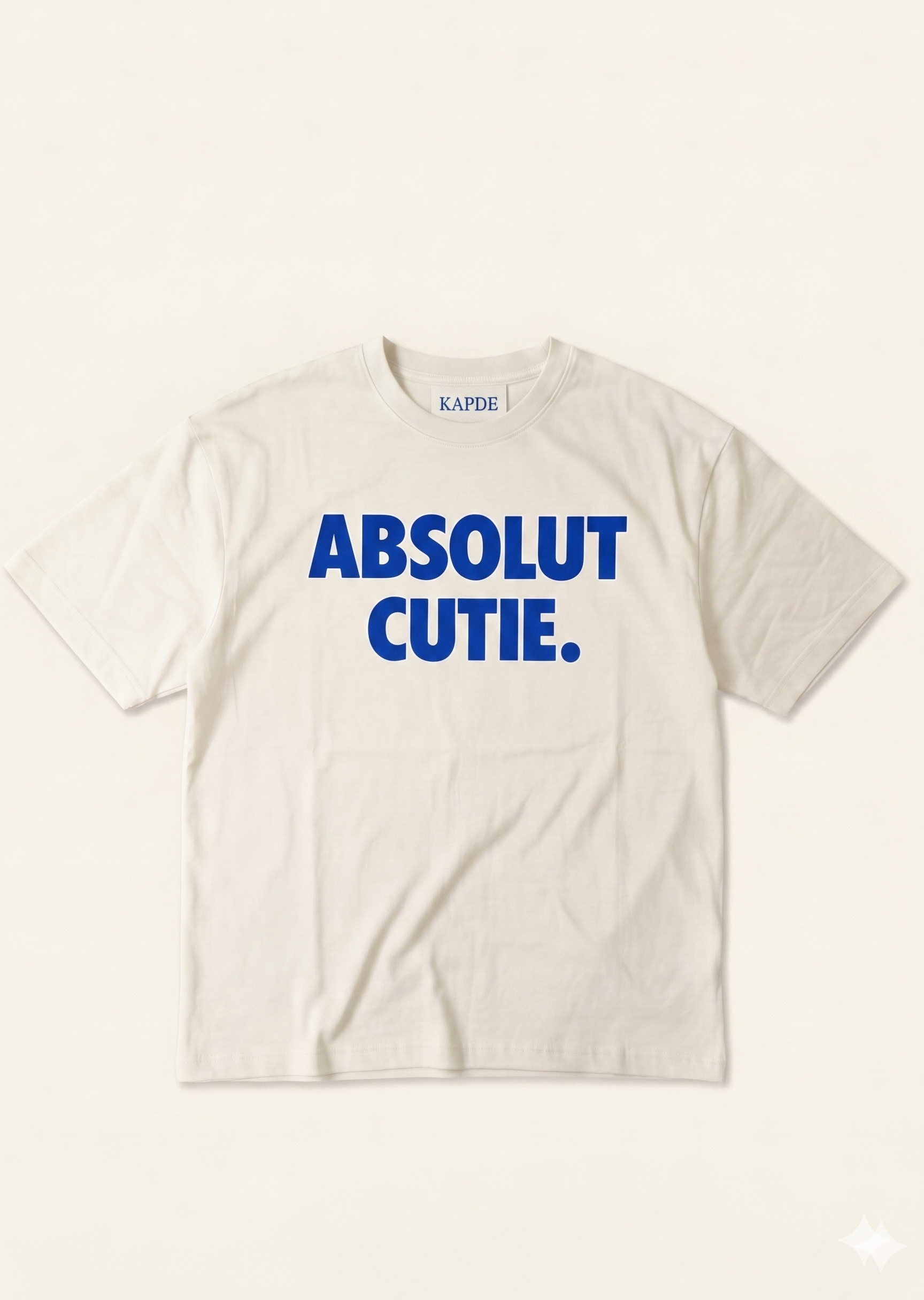 ABSOLUT CUTIE. OVERSIZED TEE