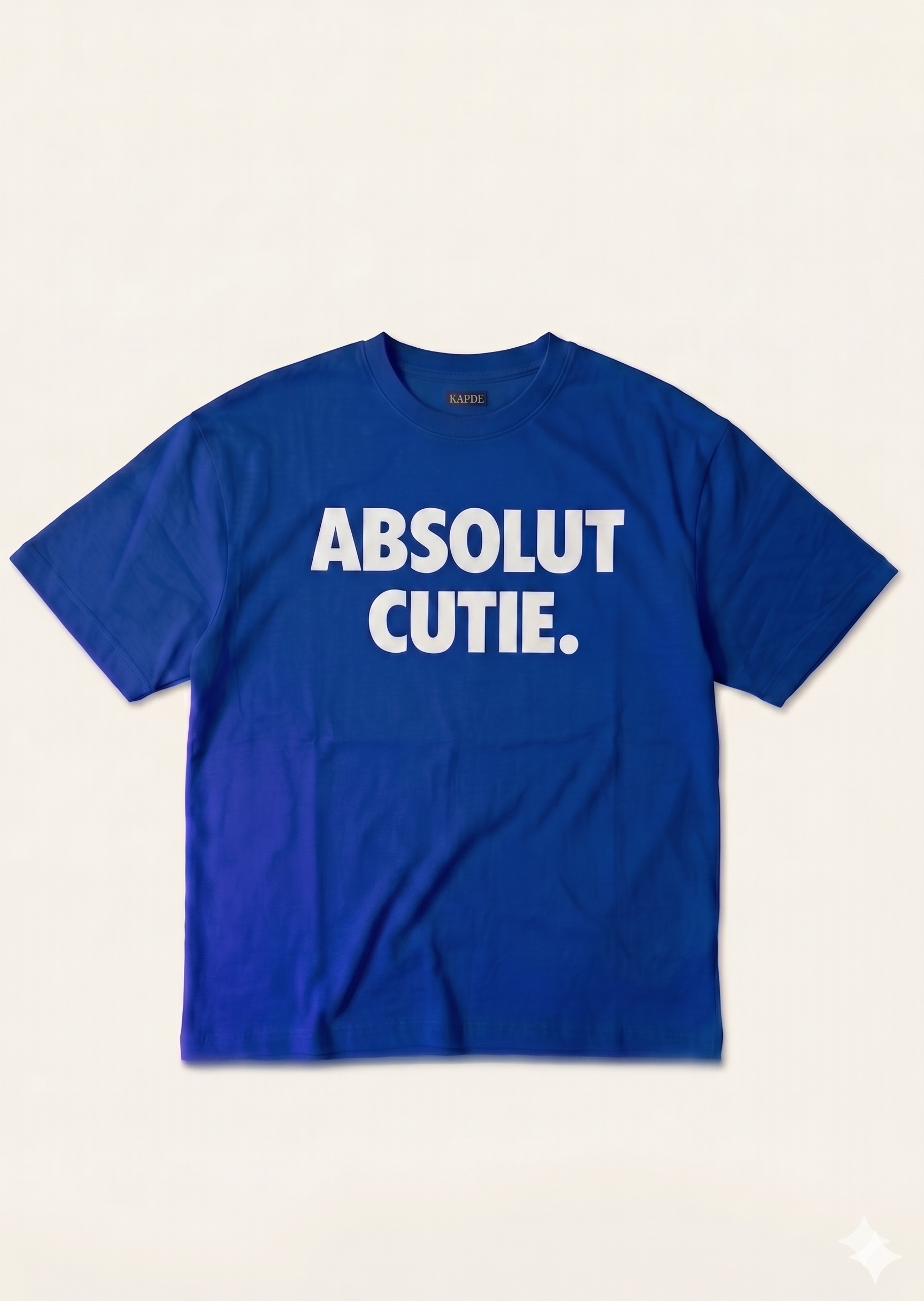 ABSOLUT CUTIE. OVERSIZED TEE